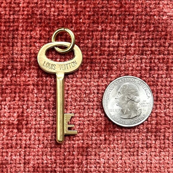 LOUIS VUITTON Vintage Steamer Trunk Skeleton Luggage Key # 1060236 - Picture 3 of 4